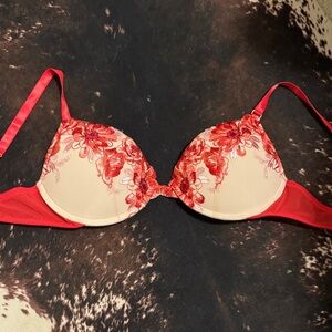 New Pepper Chic Red and Cream Floral Lace Bra